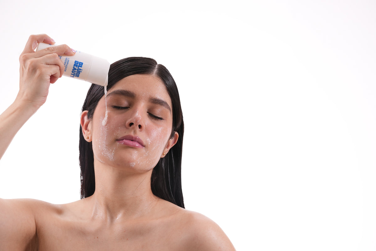 Blur Cleanse Blürr Beauty con ceramidas y ácido hialurónico